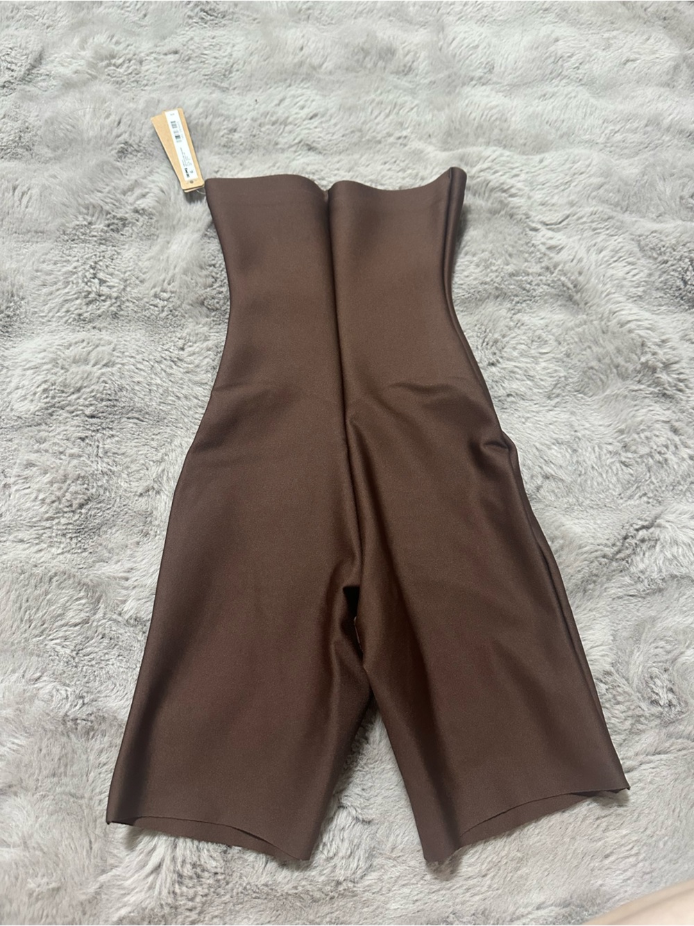 NWT SKIMS BODY HIGH-WAISTED MID THIGH SHORT XS Cocoa